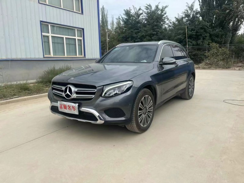 喀什17年奔馳GLC2