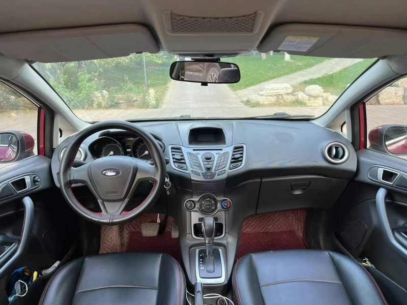 邢台14年福特嘉年华7