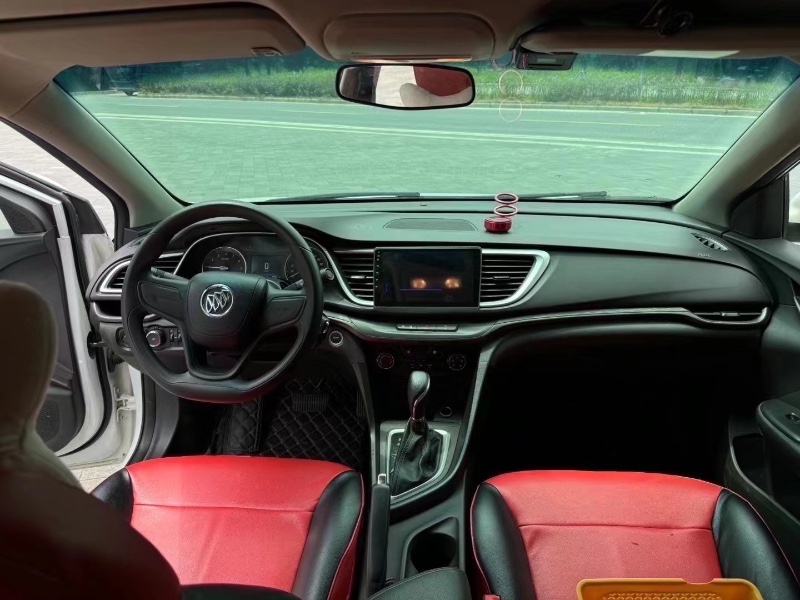 广州21年别克英朗5