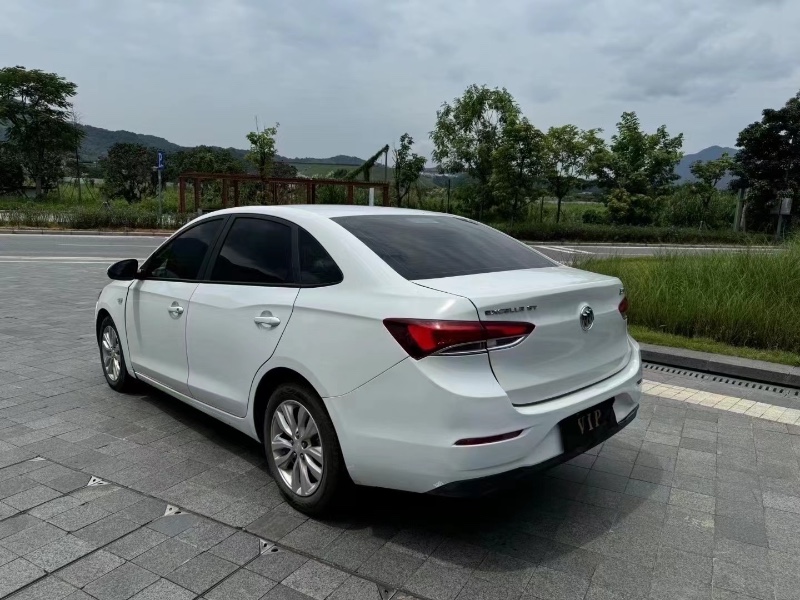 广州21年别克英朗7