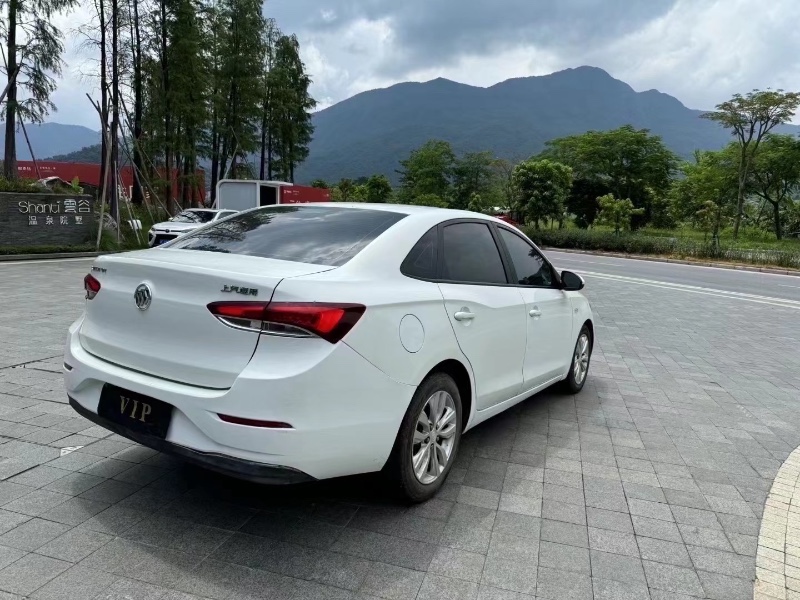 广州21年别克英朗9