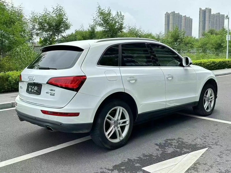 东莞17年奥迪Q57