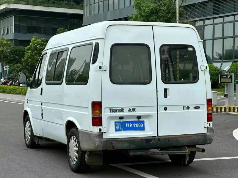 东莞15年福特全顺8