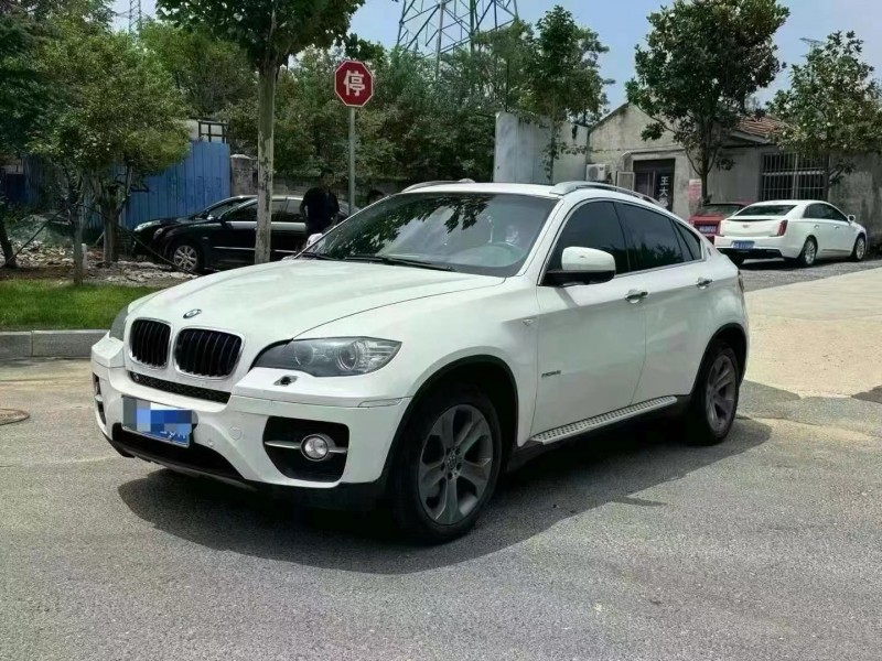济南12年宝马X62