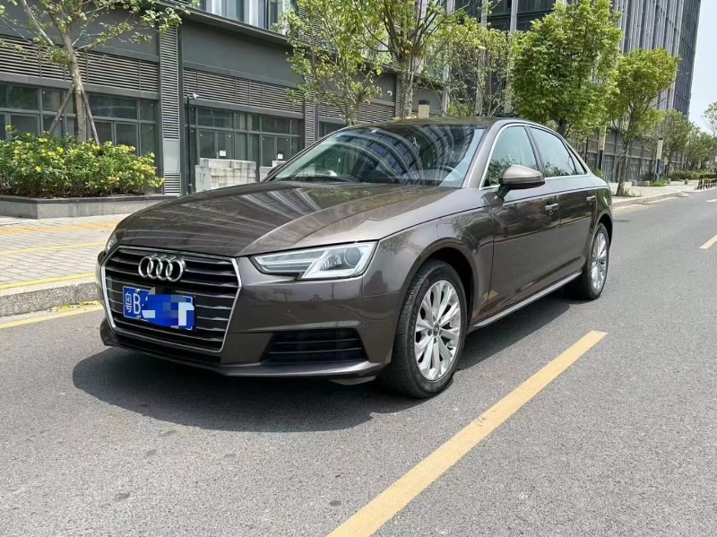 深圳17年奥迪A4L2