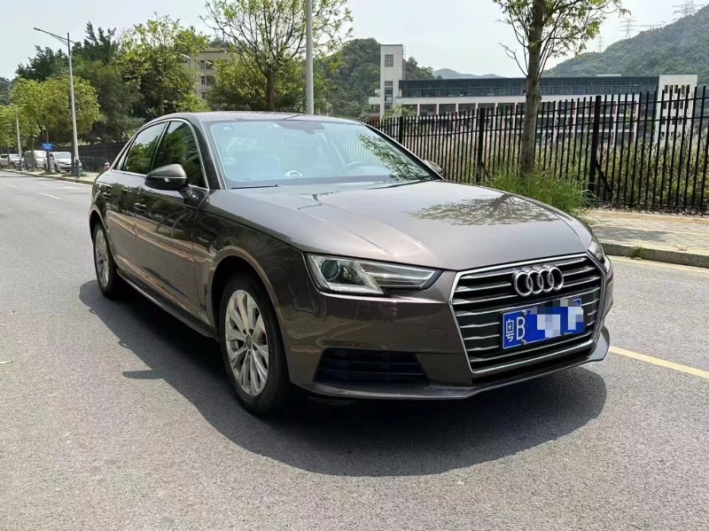 深圳17年奥迪A4L3