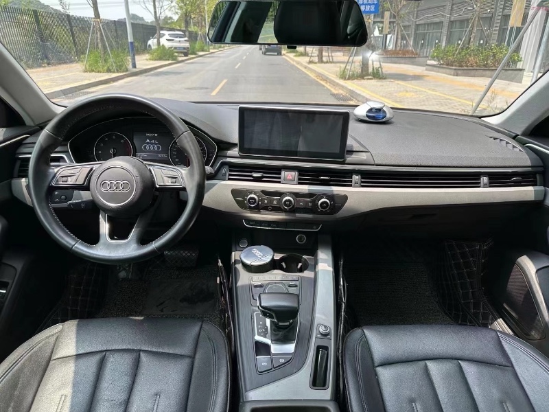 深圳17年奥迪A4L5