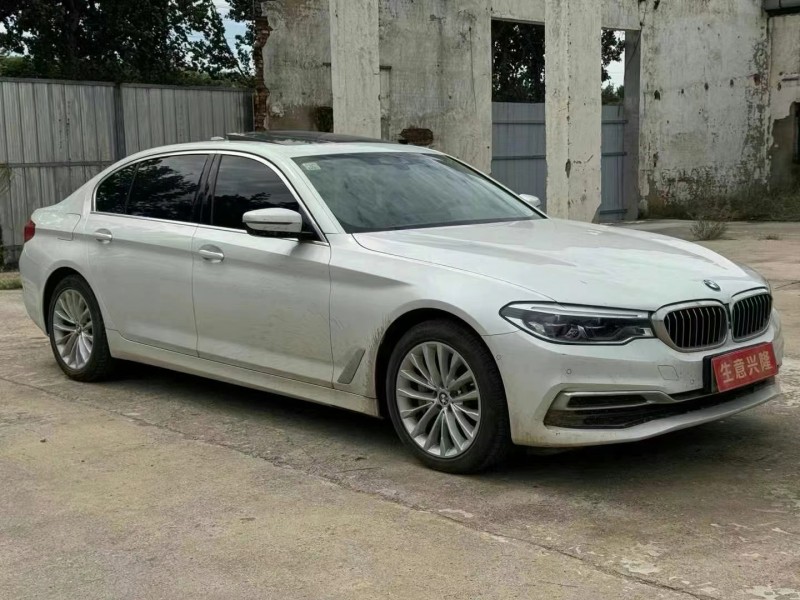 郑州21年宝马5系9