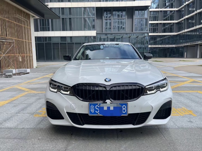 深圳22年宝马3系1