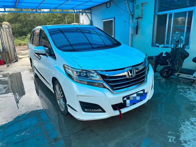 济宁18年本田艾力绅2