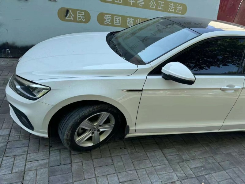 保定19年大众凌渡2