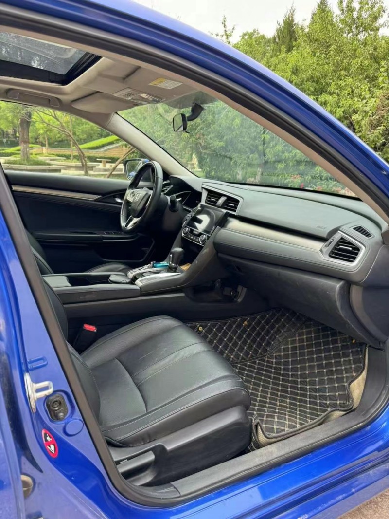 邢台18年本田思域8