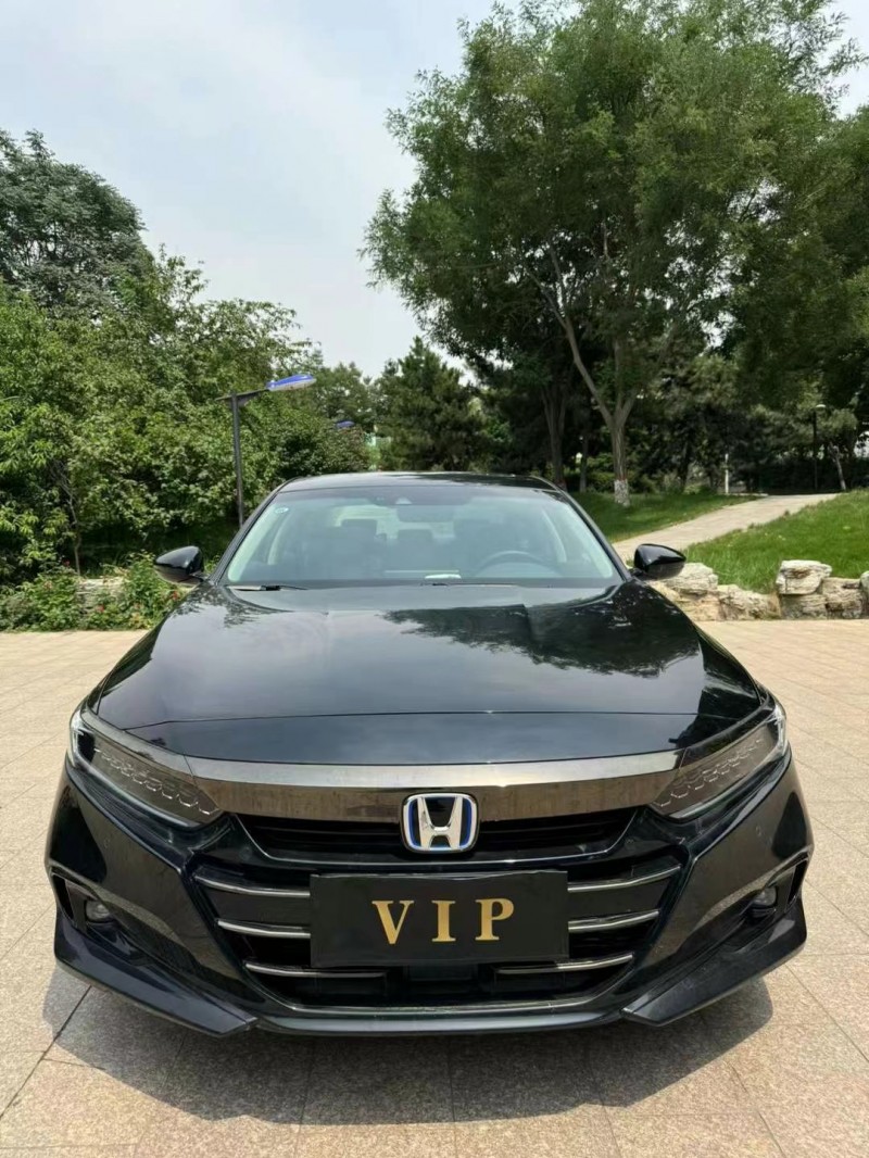 邢台22年本田雅阁1