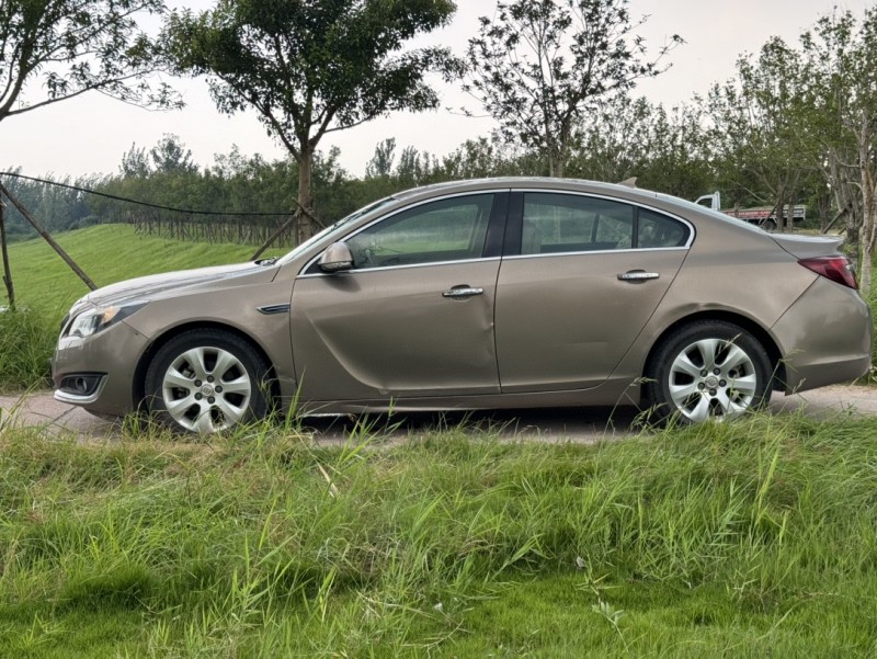 郑州15年别克君威6