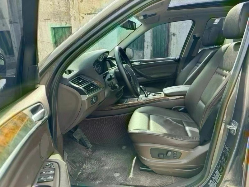 郑州14年宝马X57