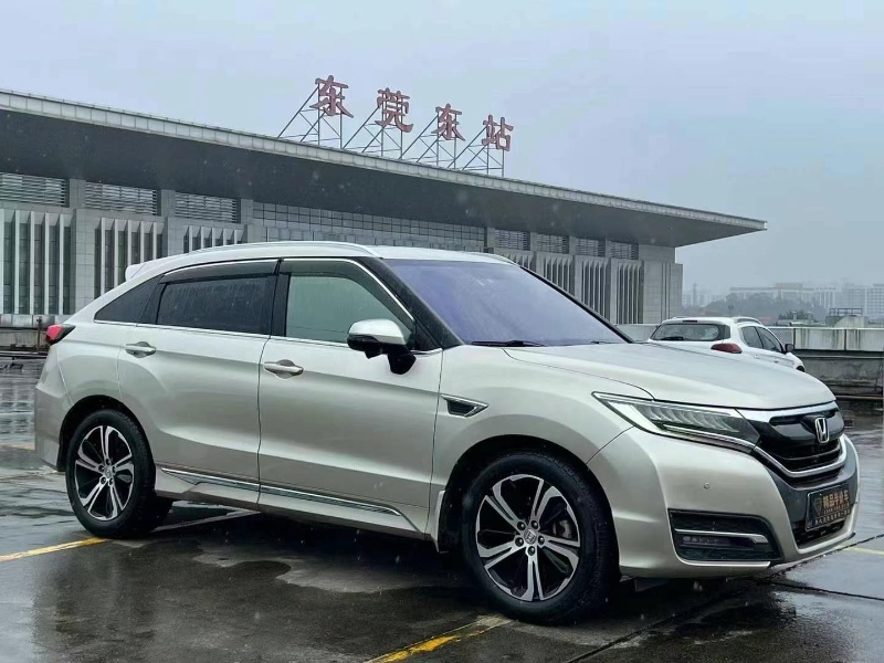 东莞17年本田URV1