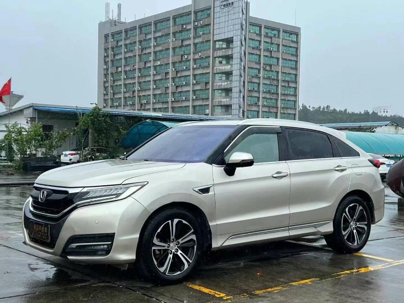 东莞17年本田URV3