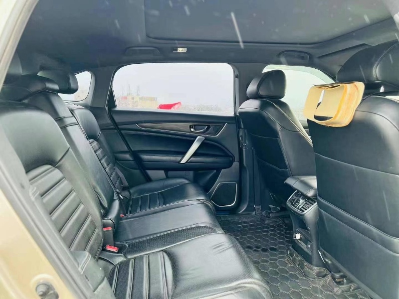 东莞17年本田URV7