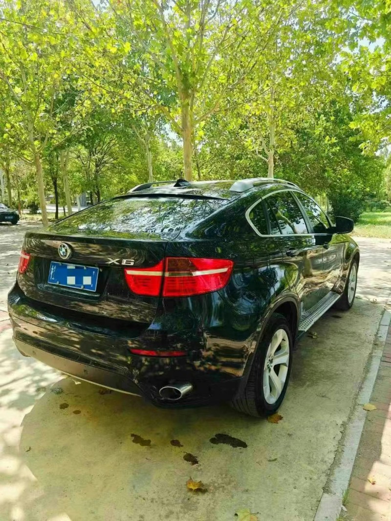 聊城12年宝马X68