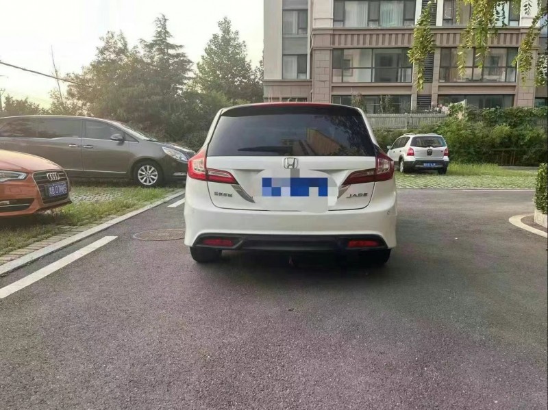 济宁15年本田杰德9