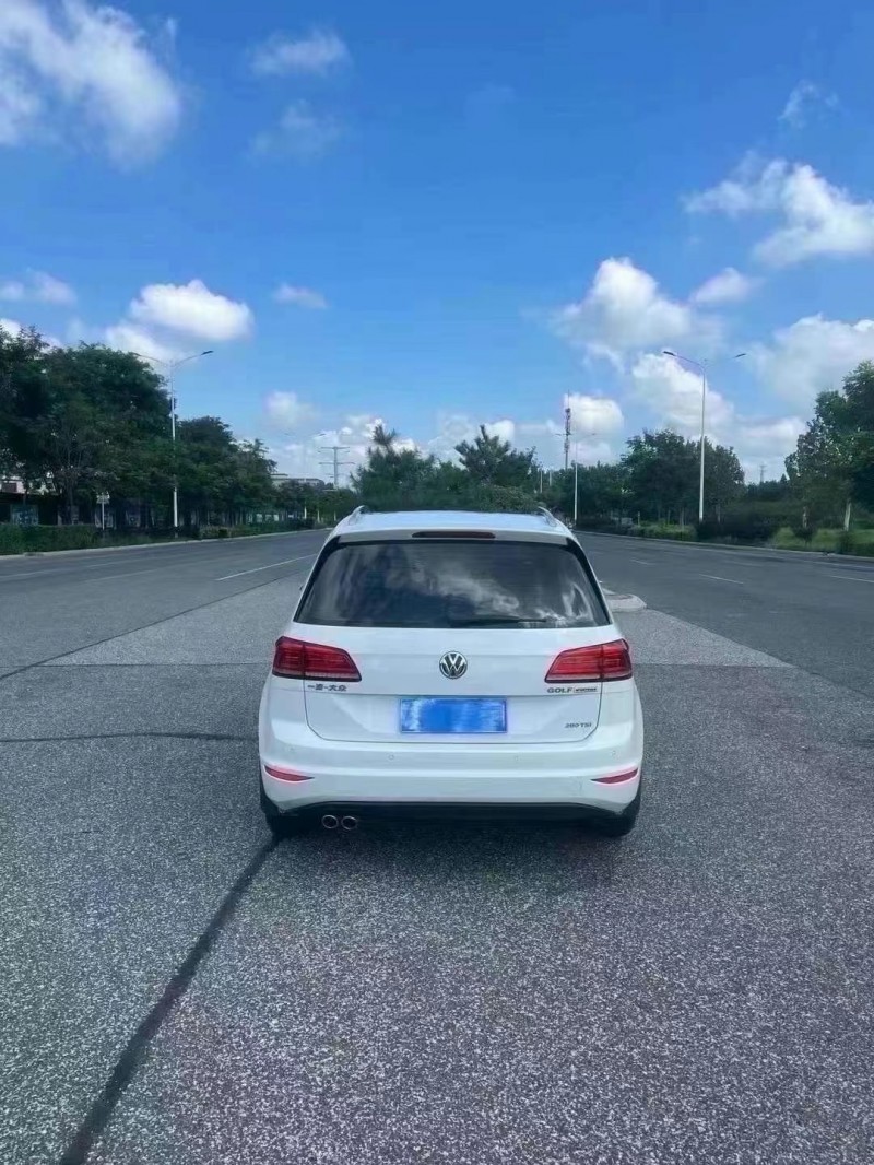 潍坊17年大众高尔夫·嘉旅4