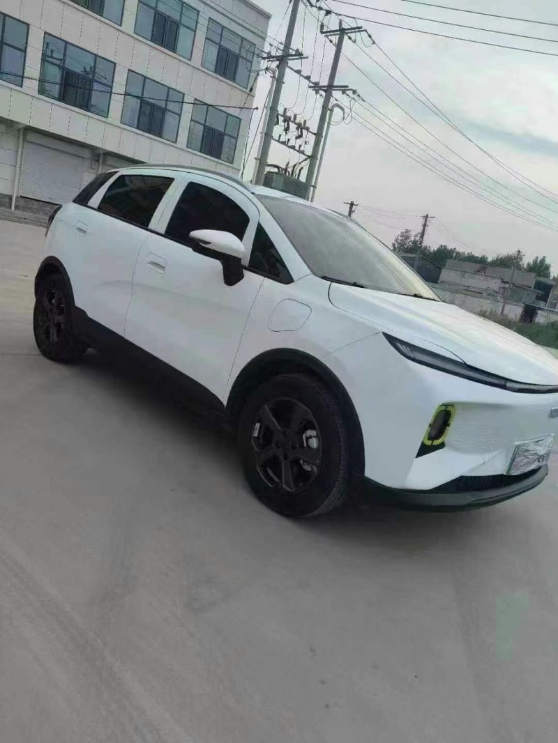 保定22年吉利几何2