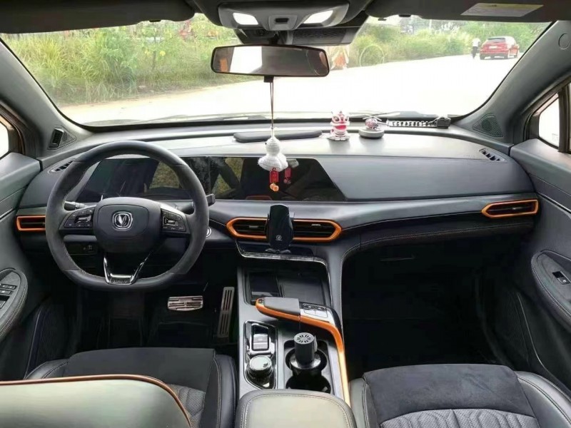 邵阳22年长安汽车UNI-T5