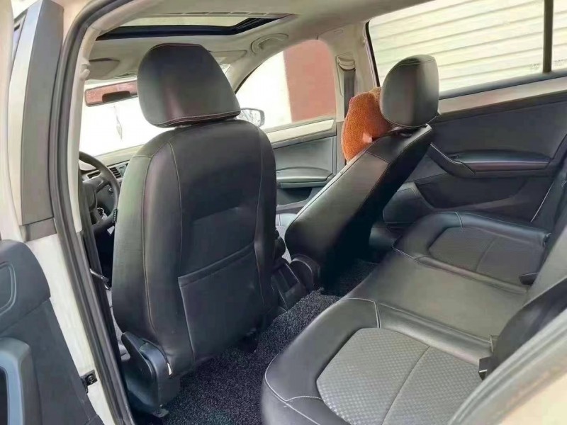 济南17年大众浩纳7