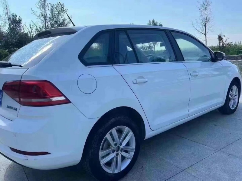 济南17年大众浩纳8