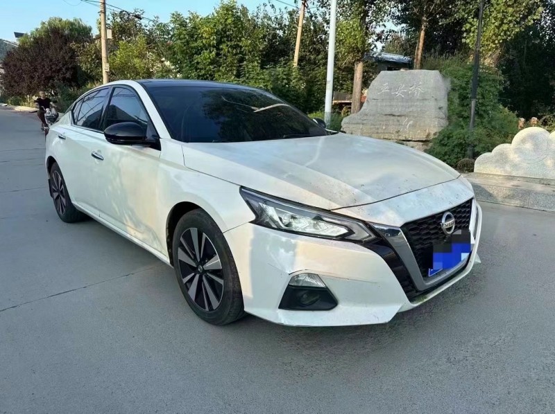 潍坊21年日产天籁3