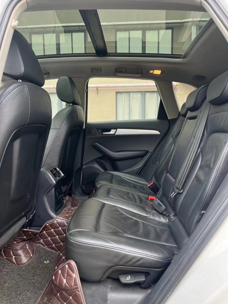 江门12年奥迪Q56