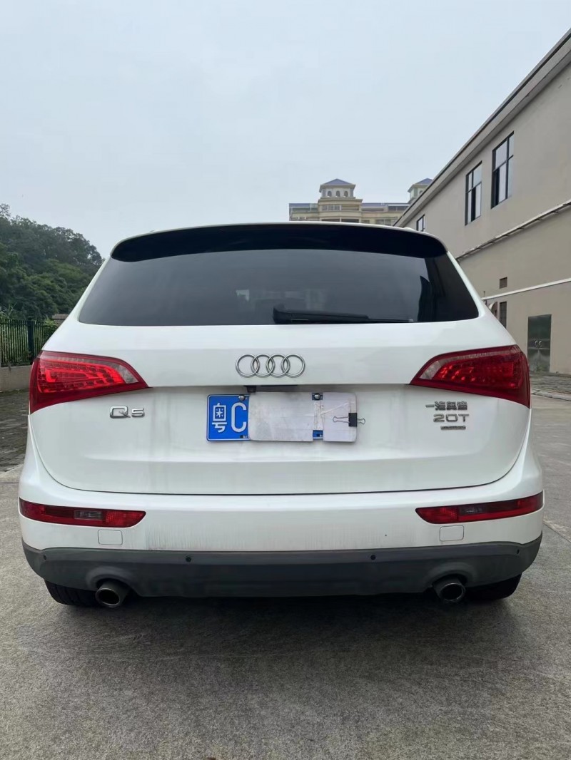 江门12年奥迪Q59