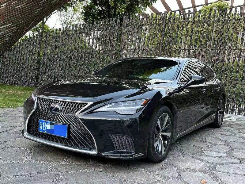 广州21年雷克萨斯LS3