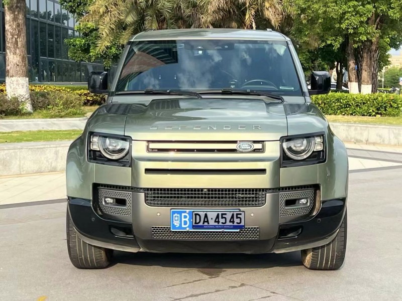 东莞22年路虎卫士1