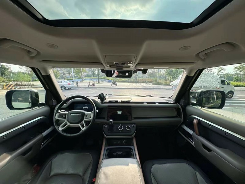 东莞22年路虎卫士5