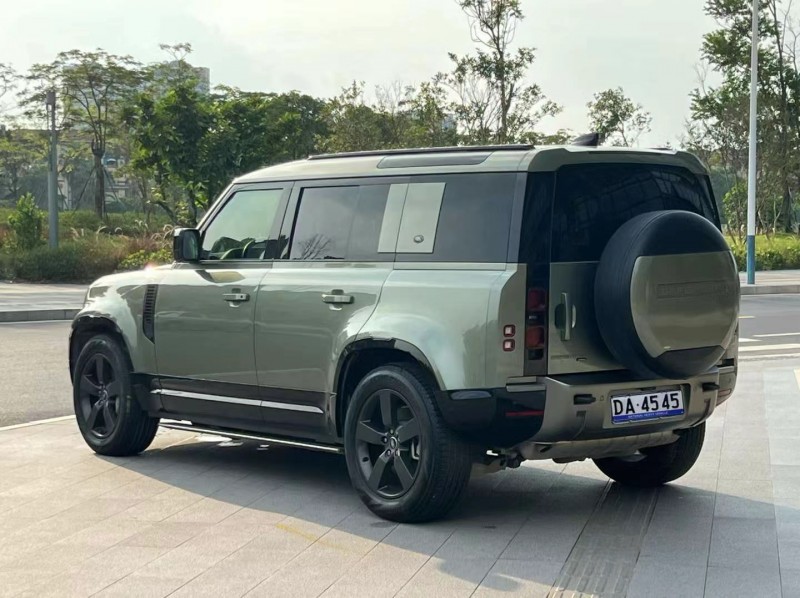东莞22年路虎卫士8