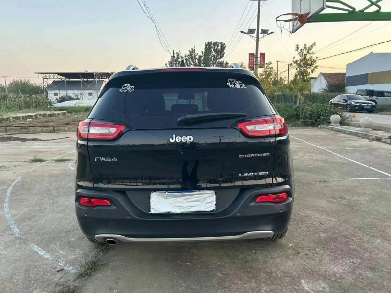 徐州18年Jeep自由光6