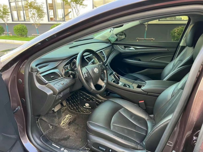 徐州18年别克君越3