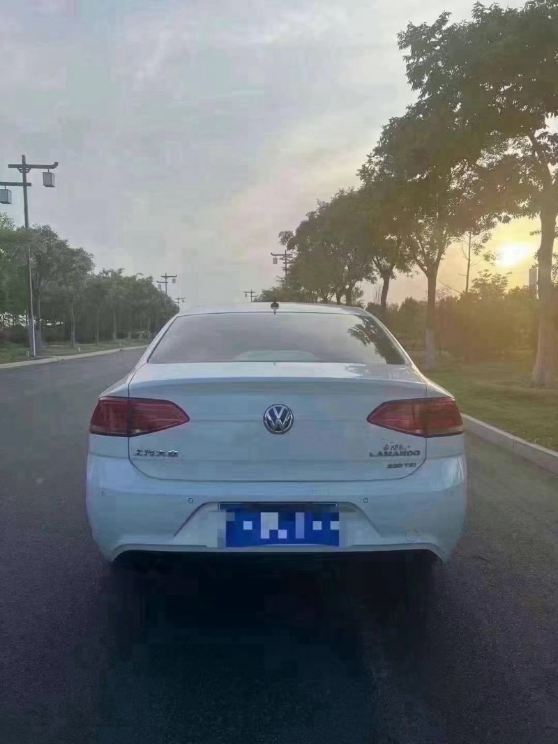 潍坊18年大众凌渡9