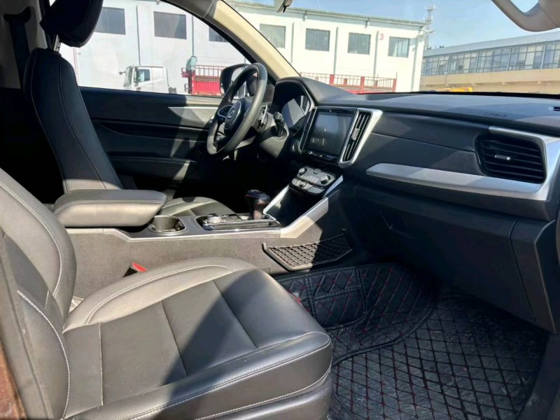 襄陽23年長城汽車炮 皮卡7