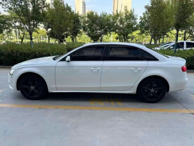 济宁15年奥迪A4L8
