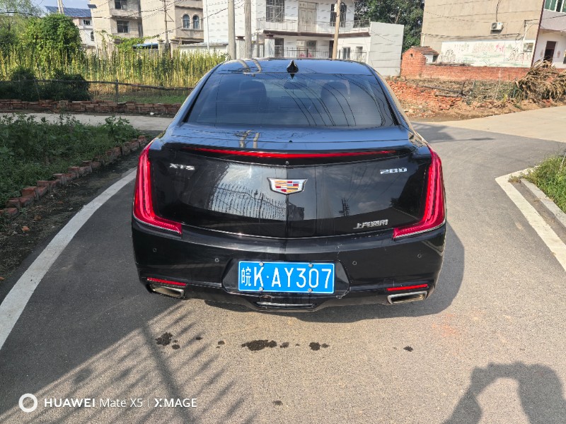 阜陽18年凱迪拉克XTS9