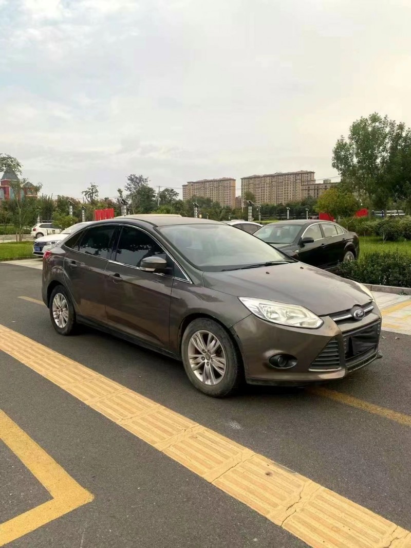 烟台15年福特福克斯3
