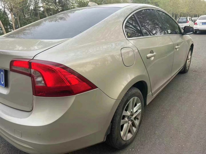 潍坊20年沃尔沃S60L8