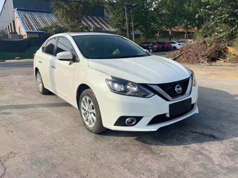 济南18年日产轩逸2