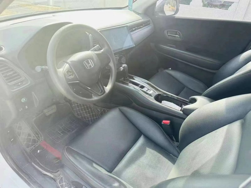 淄博18年本田缤智4