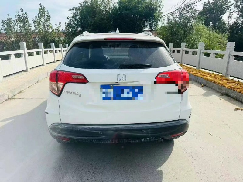 淄博18年本田缤智9