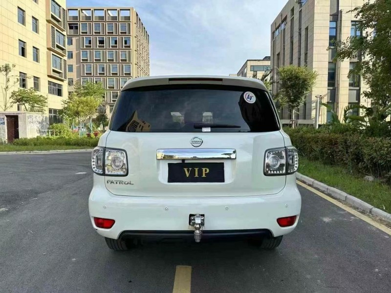 徐州18年日产途乐9