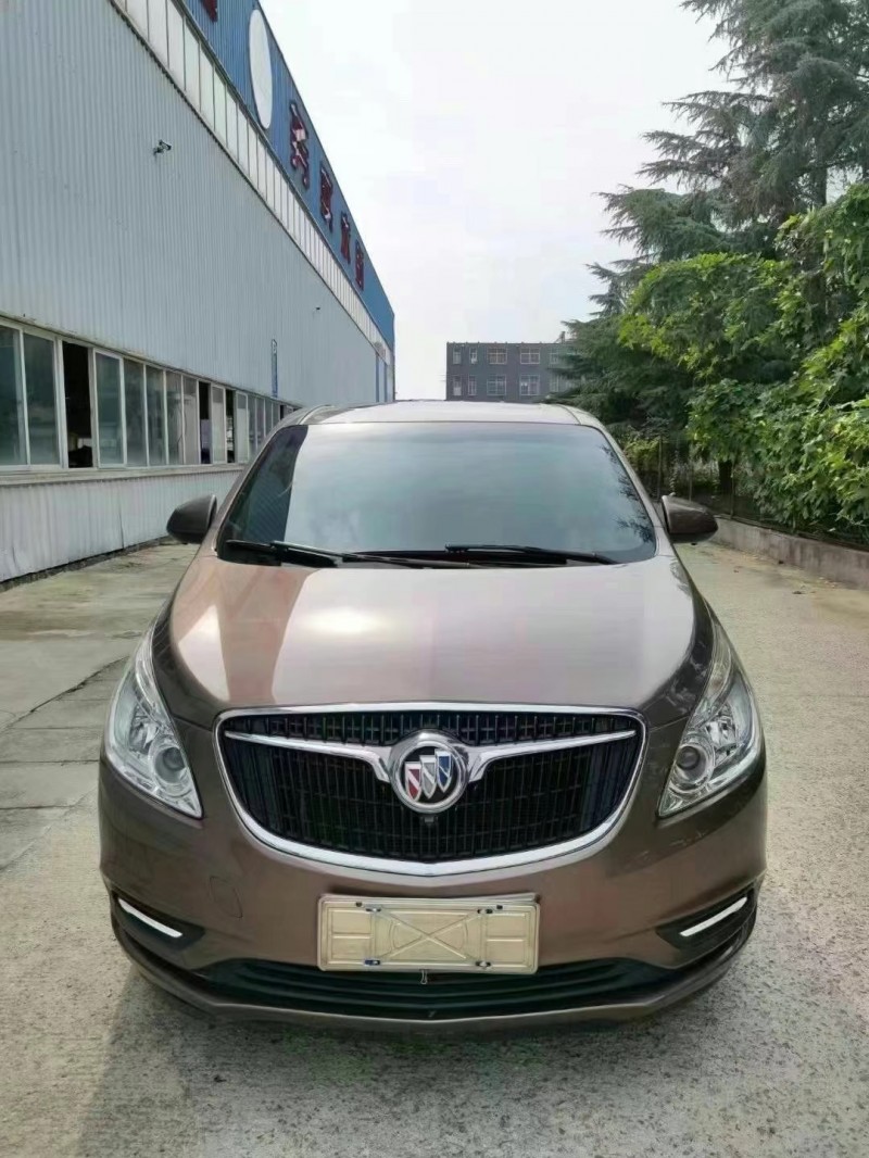 济宁19年别克GL81