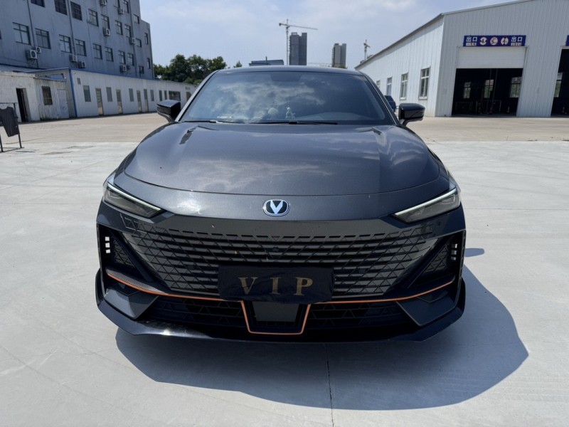盐城23年长安汽车UNI-V1